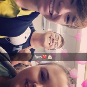 Meet your Posher, Christian